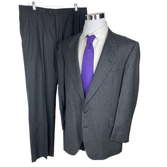 C&R Clothiers 2 Piece Suit 44R/36W Grey Pinstripe 2 Button Single Vent Jacket - Picture 1 of 16